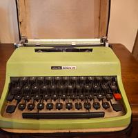 Macchina da scrivere portatile