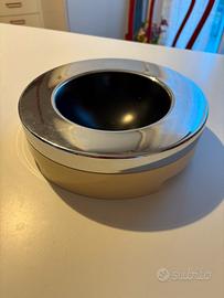 Posacenere svuotatasche design Harvey di Guzzini