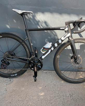 Bmc teammachine slr01  Two dura ace 54
