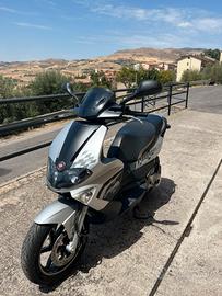Scooter Gilera Runner 50