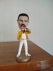 Statuetta oscillante 4