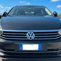 Volkswagen Passat 2.0 150cv business DSG 7