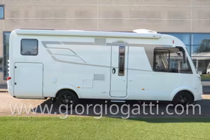 CAMPER MOTORHOME HYMER BMC-I 680 CON BASCULANTE E 