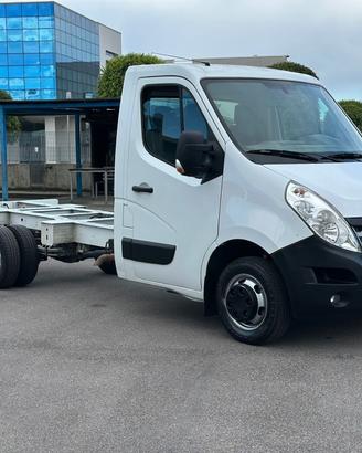 Renault master a telaio