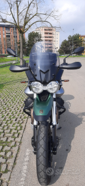 Moto Guzzi v85tt Centenario