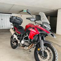 Benelli TRK 502X