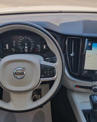 Volvo XC60 D4 190CV ITALIANA PROMO SETTEMBRE