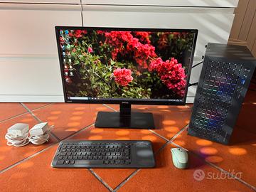 Postazione PC completa, pronta all’uso!