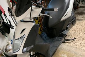 Kymco Agility 200