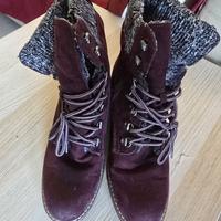 Stivaletti in camoscio interno pelo