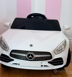 Mercedes cabrio bianca