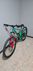 bicicletta MTB