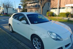 ALFA GIULIETTA 1.6 DIESEL ANNO 2011