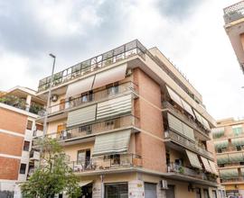 2 LOCALI A ROMA