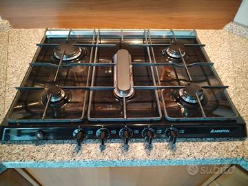 Piano cottura 5 a incasso