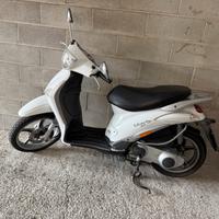 Liberty Piaggio 125 benzina(prezzo trattabile)