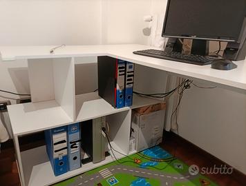 postazione PC completa