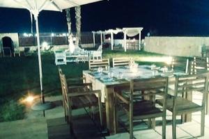 Locale commerciale ristorante lounge bar più lido