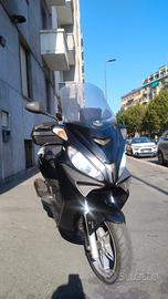 scooter Malaguti Madison 250