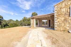 Villa singola con piscina a Castiadas