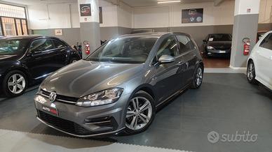 Volkswagen Golf 1.6 TDI 115 CV DSG 5p. R-Line Blue