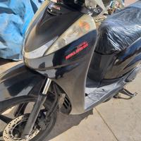 Ricambi usati per Motociclo Honda  SH300