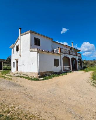 Affascinante azienda agricola