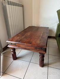 Tavolino in legno