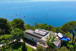Villa di 300 m² con più di 5 locali a Pollica