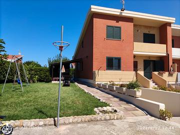 Villa Trifamiliare