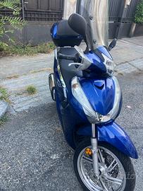 Honda SH 300