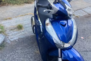 Honda SH 300