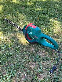 Tagliasiepi elettrico Bosch