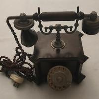 Telefono stile antico