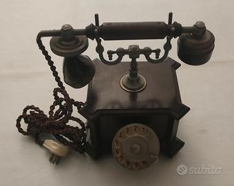Telefono stile antico