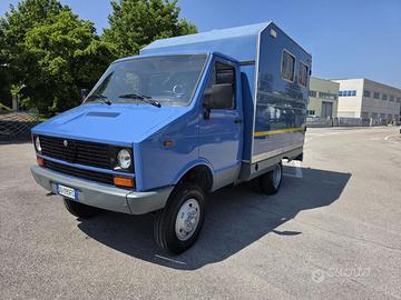 Alfa Romeo AR8 4x4 Sirecome