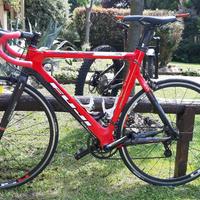 bici da corsa carbonio FUJI