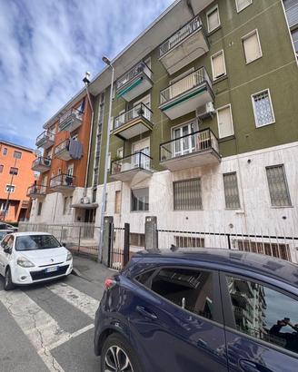 2 LOCALI A BARANZATE