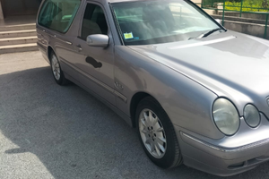 Carro funebre mercedes