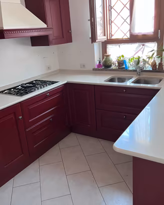Top cucina in okite con lavello