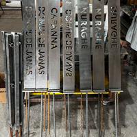 Cartelli e pali artigianali per sito nuragico