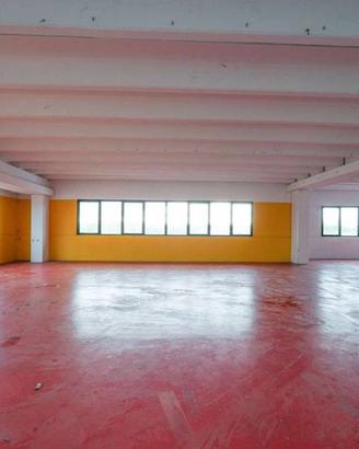Immobile di 258 m² con 1 locale a Boltiere