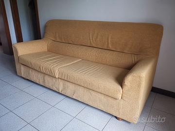 Divano letto matrimoniale