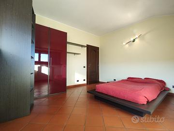 Camera da letto (armadio + letto)