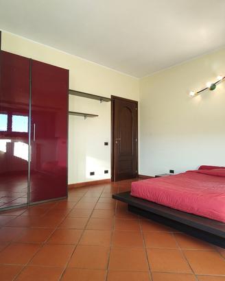 Camera da letto (armadio + letto)