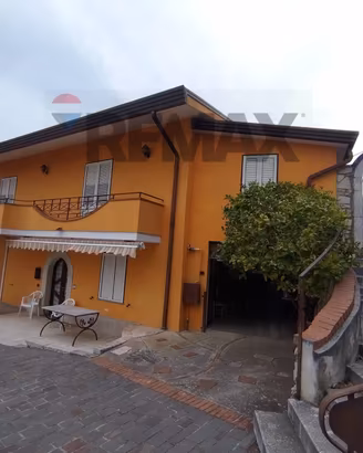 Casa Semindipendente - San Lupo
