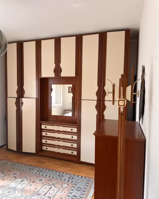 Camera da letto in legno