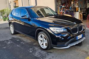 BMW X 1    08/2014