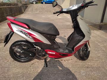 YAMAHA JOG R 50