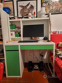 Scrivania MICKE IKEA